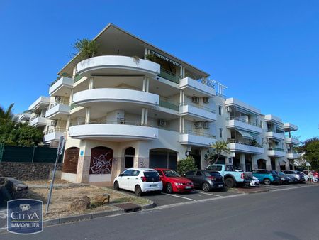 Location Appartement 2 pièces 42m² ST GILLES LES BAINS 97434 - Photo 5