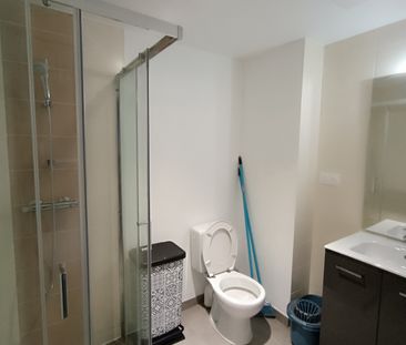 Location Appartement 1 pièce 19m² LA ROCHE SUR YON 85000 - Photo 4