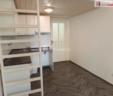 Velmi pěkný byt 1+kk po rekonstrukci, Praha 10 - Vršovice - Фото 5