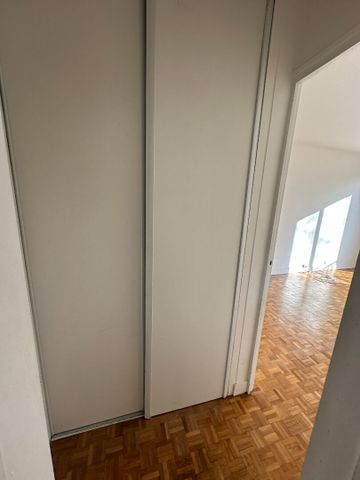 Apartment - Photo 3