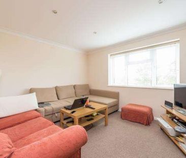 Larch Close, Botley OX2 - Photo 1