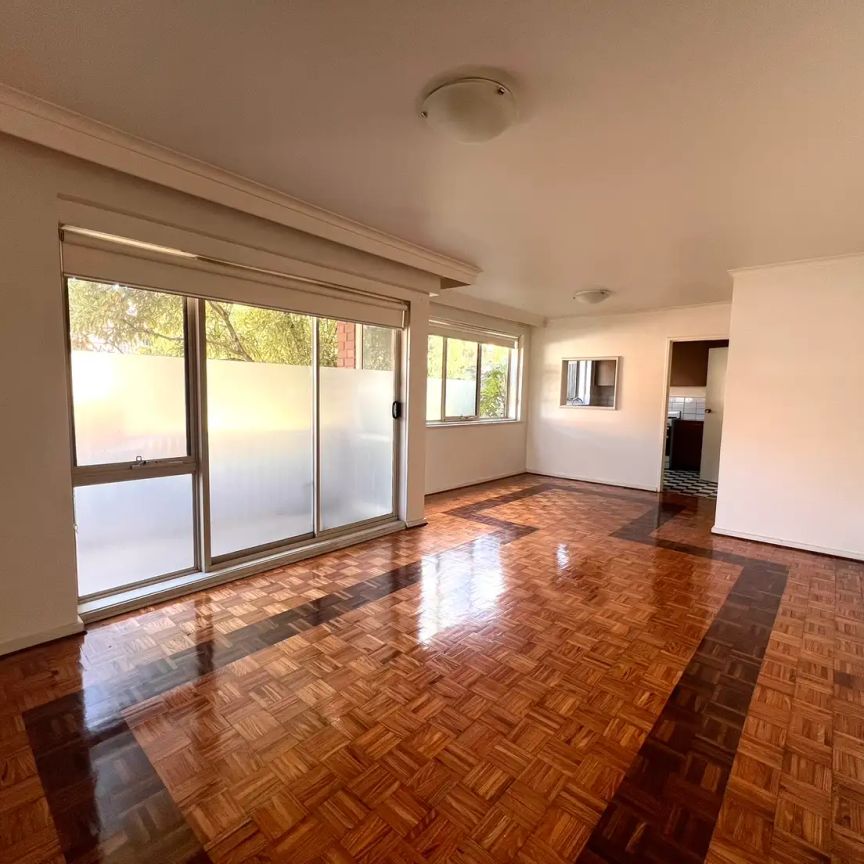 “Large 2 bedroom apartment” - Photo 1