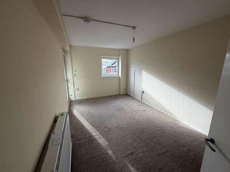 Penrhyn Avenue, Rhos On Sea, LL28 - Photo 3