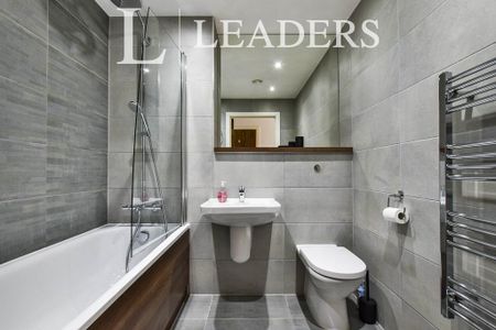 1 bedroom flat to rent - Photo 5