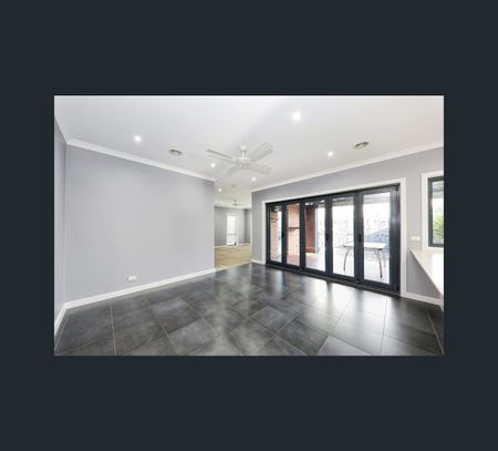 43A Earl Street, Airport West, Vic 3042 - Photo 5