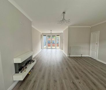 Albert Street, Royton - Photo 3