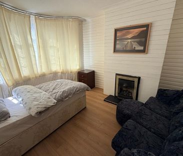 The Broadway, Dudley, DY1 3DR - Photo 5