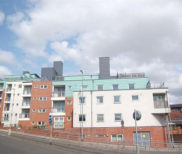 2 bed apartment to rent in Tower Court, 1 London Road - Photo 6