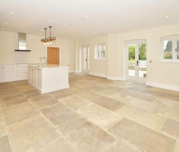 2 bedroom barn conversion to rent - Photo 4