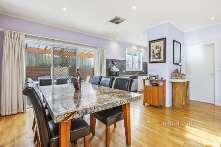9 The Quadrangle, Glen Waverley - Photo 3
