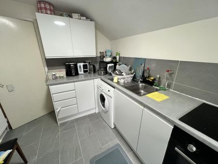 1 bedroom flat to rent - Photo 5