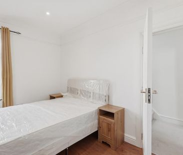 3 bedroom apartment to rent - Photo 4