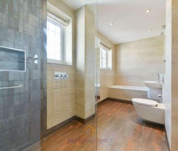 4 bedroom detached house to rent - Photo 5