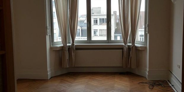 Appartement te huur in Antwerpen voor € 1.650 met 3 slaapkamers - Foto 1