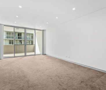 Comfort, Convenience & Lifestyle - All in One! - Photo 3