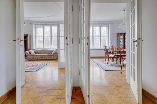 Reprezentacyjny apartament w zabytkowej kamienicy - Фото 1