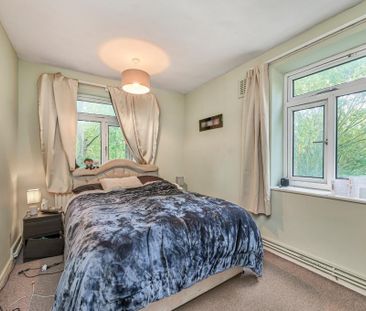 3 bedroom flat to rent - Photo 6