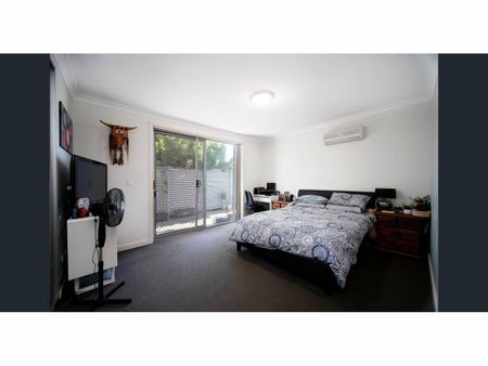 UNIT AT REFLECTIONS ON LITTLE STREET - Photo 4