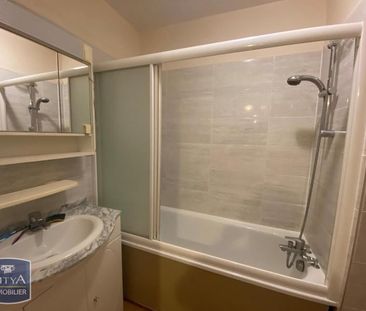 Location Appartement 3 pièces 84m² NOISY LE GRAND 93160 - Photo 5