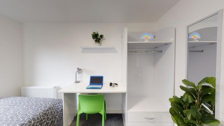 7 bedroom flat to rent - Photo 4