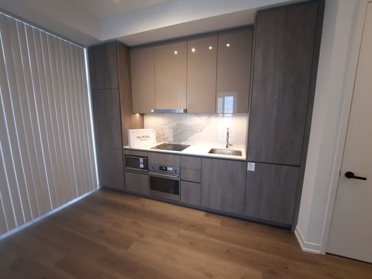 For Lease - 8 Interchange Way Unit# 3206, Vaughan, Ontario - Photo 1