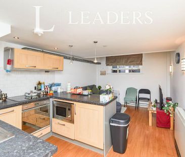 1 bedroom flat to rent - Photo 2