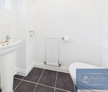 3 bedroom semi-detached house to rent - Photo 2