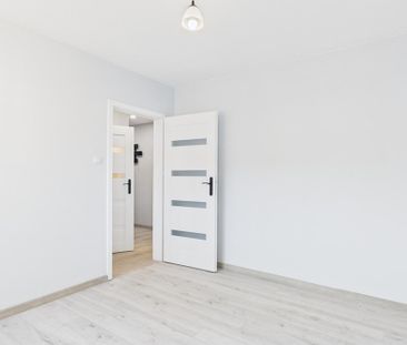 Częściowo umeblowane mieszkanie na wynajem - Zdjęcie 3