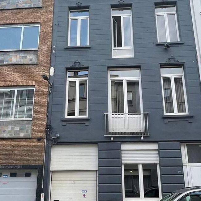 Appartement te huur in Antwerpen voor € 730 met 1 slaapkamer - Foto 1