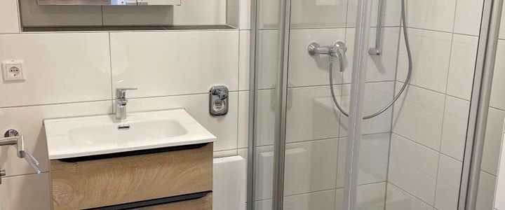 Möbliertes Mikroapartment in zentraler Lage zur Komplettmiete - Foto 1