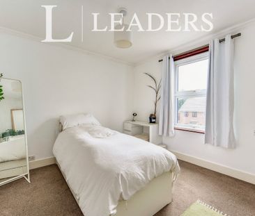 3 bedroom house to rent St. Marys Road, Tonbridge, TN9 - Photo 4