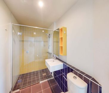 Unfurnished 2-Bedroom Apartment with Car Parking Available in Dockl... - Photo 5