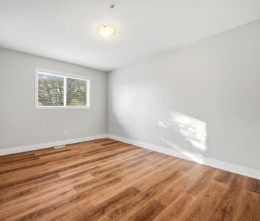 For Lease - 15 Margaret Street, Thorold, Ontario - Photo 6