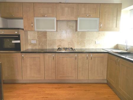 2 bedroom apartment to rent - Photo 4