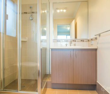 BREAK LEASE - Modern Family Comfort in a Prime Southern River Location - Photo 5