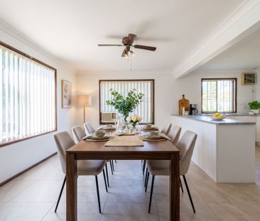 GENEROUS SPACE MEETS CENTRAL PENRITH LOCATION! - Photo 2
