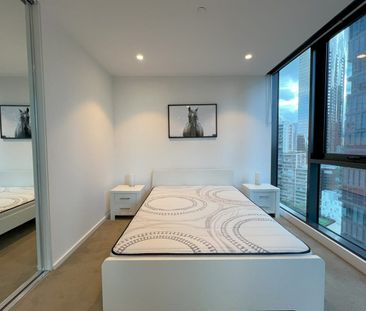 Furnished Two Bedroom Two Bathroom Apartment in at Level 20! - Photo 4