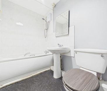 1 bedroom property to rent - Photo 3