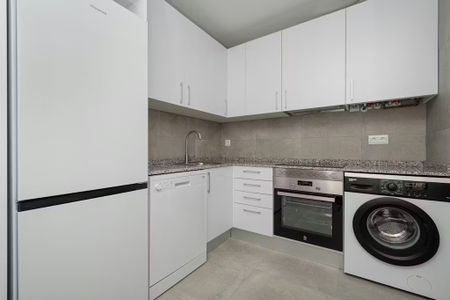 Avenida del Doctor Federico Rubio y Gali, Madrid, Community of Madrid 28039 - Photo 3