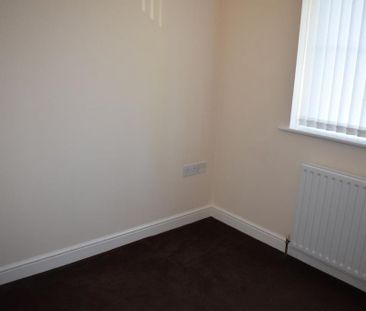 3 bedroom detached house to rent - Photo 4