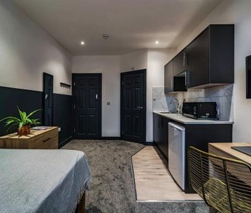 Studio to rent - Photo 6