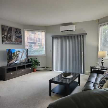 301, 5211 - 39 Street - Photo 3