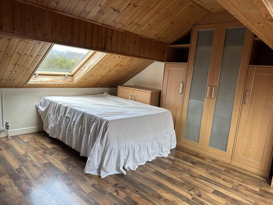 4 bedroom semi-detached house to rent - Photo 1