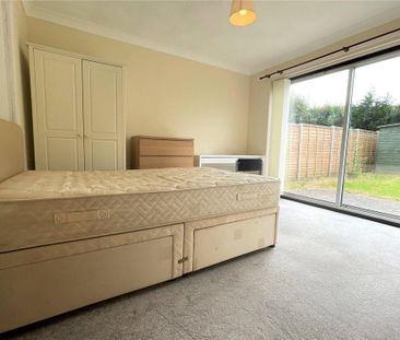 5 bedroom detached house to rent - Photo 3