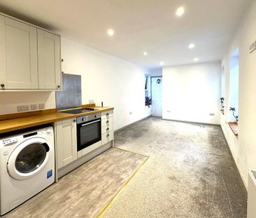 1 bedroom flat to rent - Photo 6