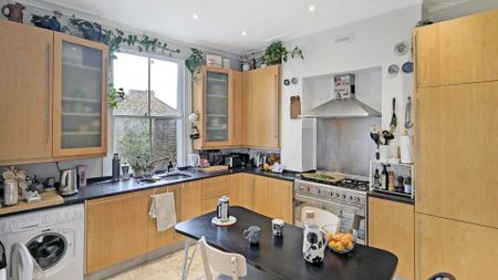 Price £3,950 pcm - Available 02/02/2026 - Unfurnished - Photo 3