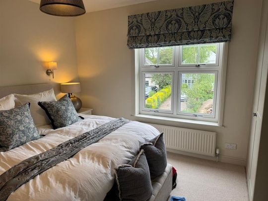 Knighton Church Road, Leicester - Photo 1