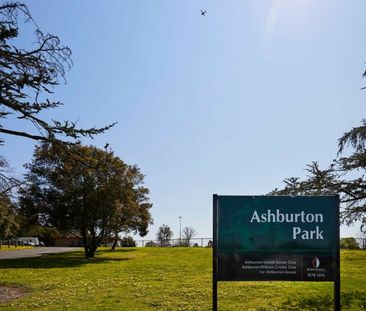 Modern Excellence in a Leafy Parkside Setting - Photo 1