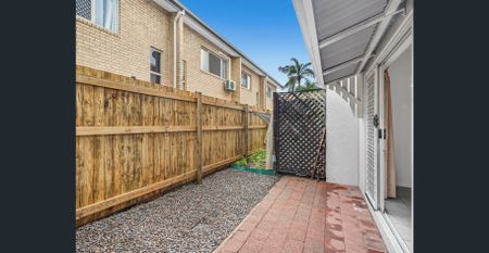 NEAT AND TIDY TOWNHOUSE - Photo 2
