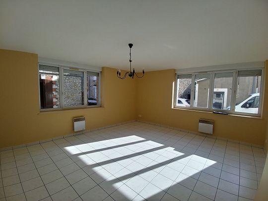 Location Appartement 2 pièces 64m² - Photo 1